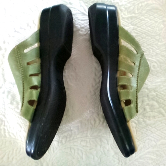 LL Bean Sandals size 8.5 / Franklin Covey Leather hand Bag - Picture 5 of 16